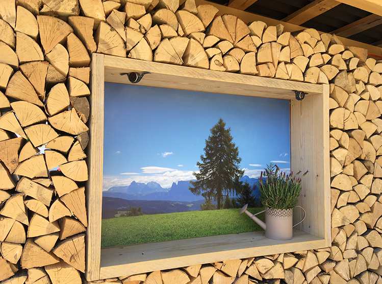 KATZ Display Board outdoor