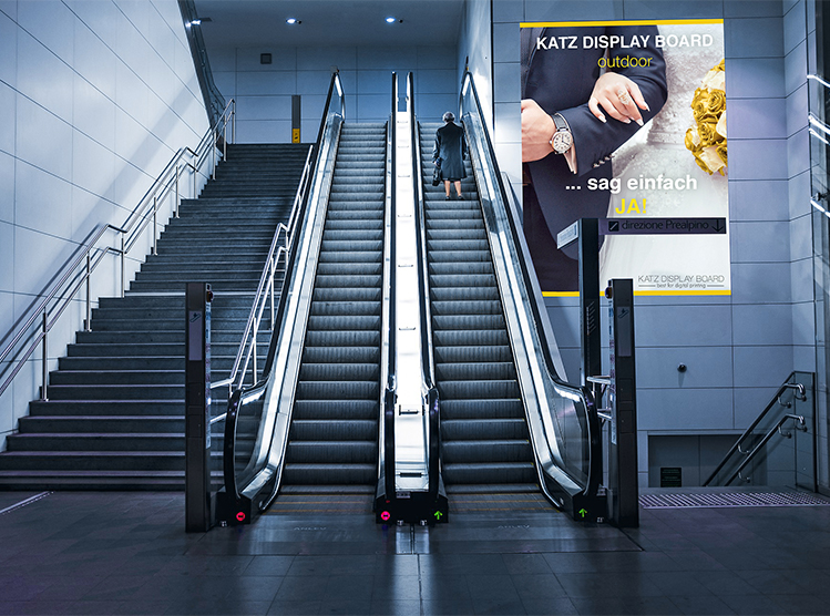 KATZ Display Board outdoor